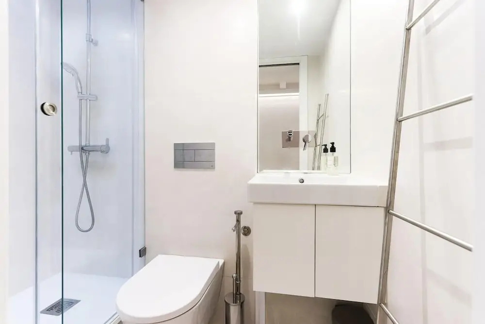 Charming Santos by Homing