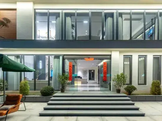 heyueyin light luxury holiday B&B
