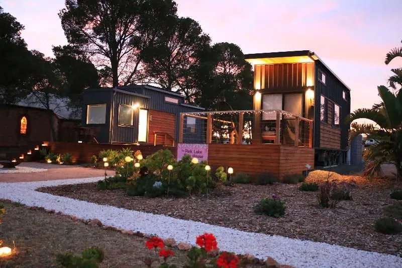 Pink Lake Tiny House - Peony