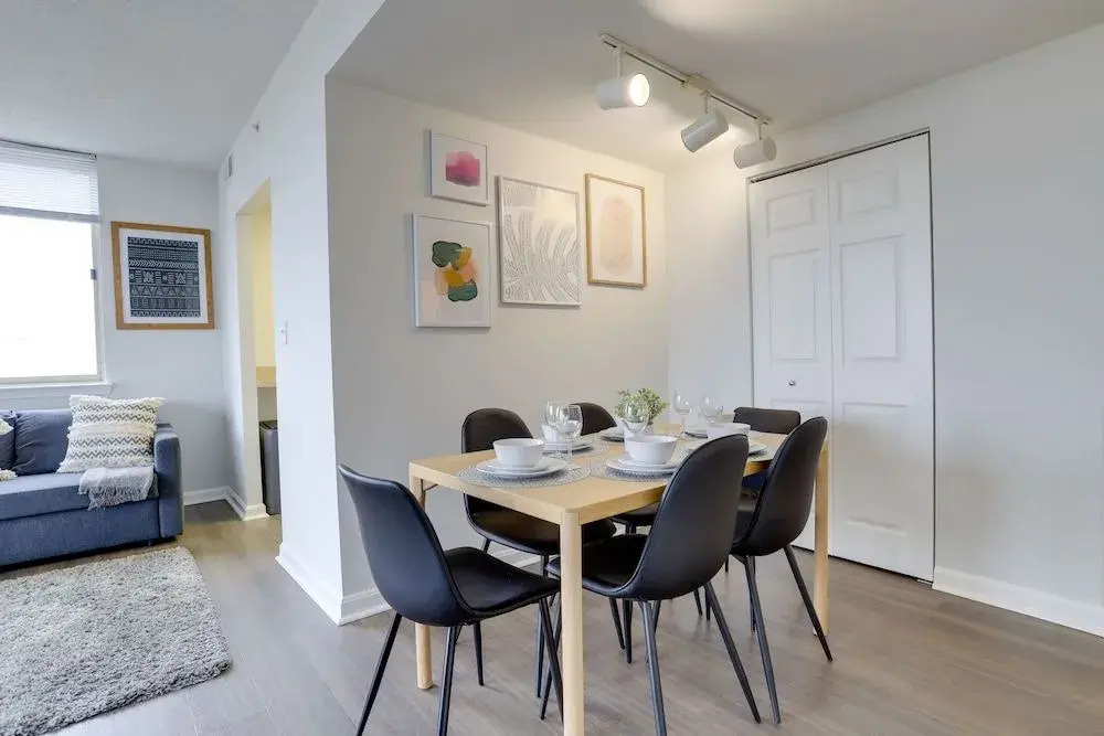 Gorgeous 2 Condo Ballston place w-GYM