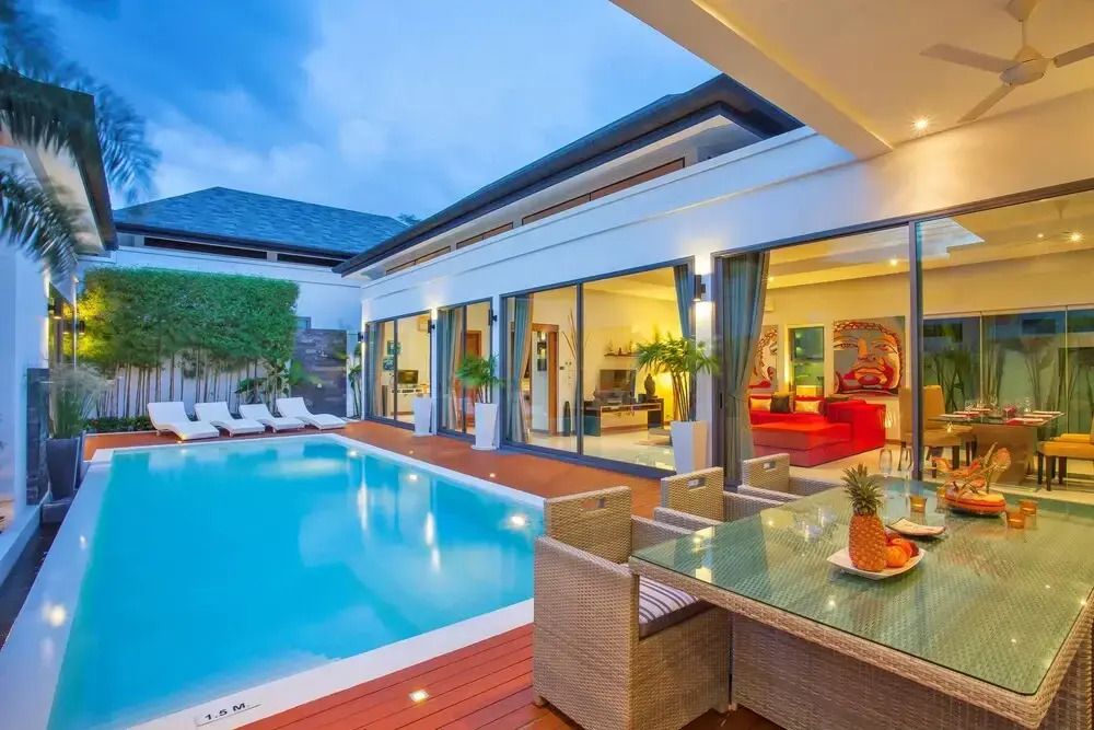 Gorgeous Luxury 3BR Pool Villa Atoosa near Naiharn
