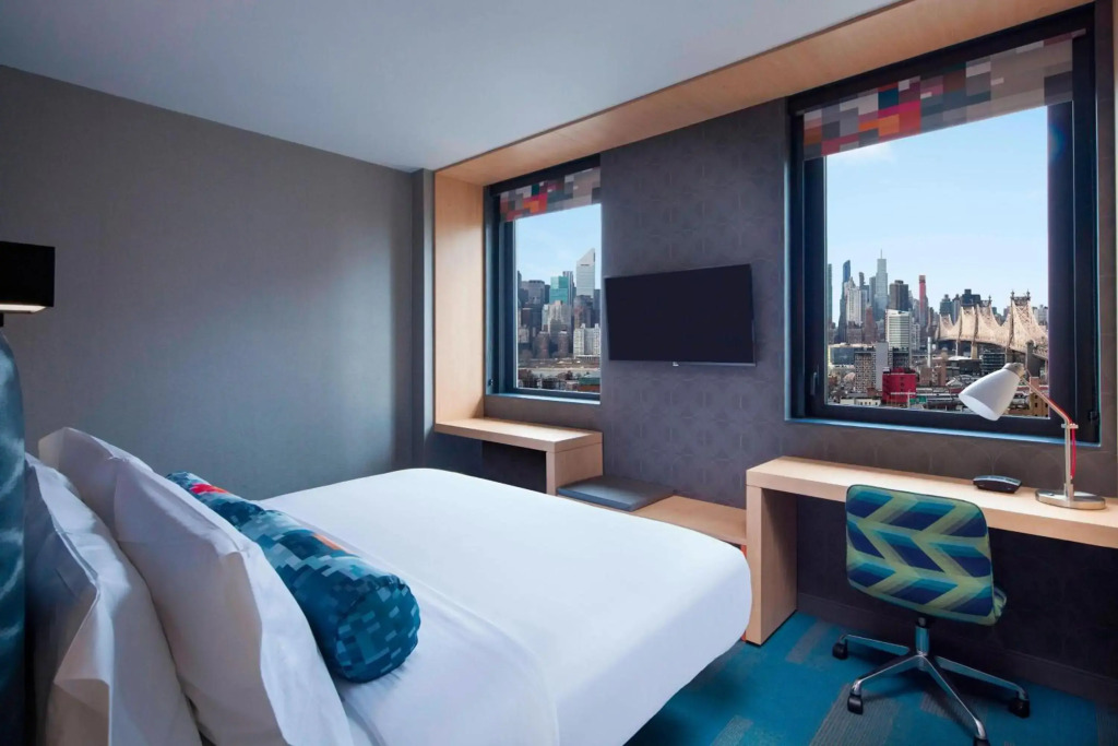 Aloft by Marriott Long Island City-Manhattan View