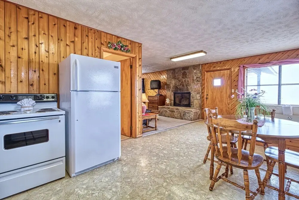 Leconte View 2 by Jackson Mountain Rentals
