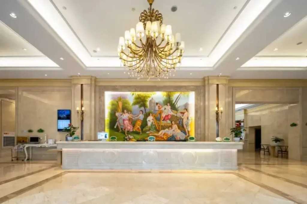 Vienna International Hotel (Chongqing Yufu Industrial Park)
