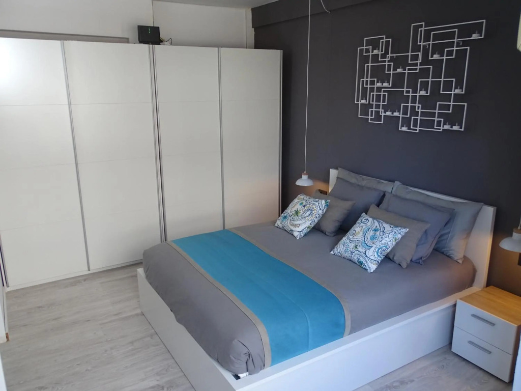Santa Cruz Luxury Low-Cost Apartment with Terrace & Views