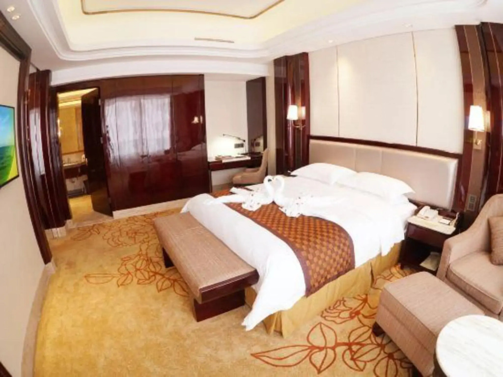 Miraton Hotel