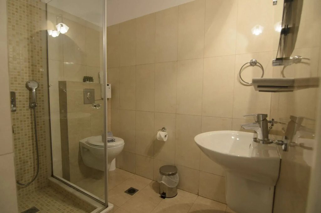 Yperia Hotel