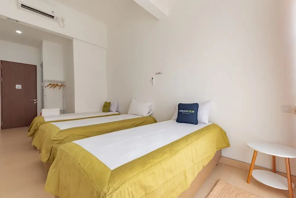 Urbanview Hotel Syariah at Rihlah Homestay Batam