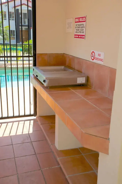 Premium 1 Bedroom Apartment Sleeps 4