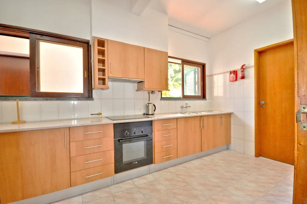 Close to Amenities, Free air Conditioning and Wi-fi