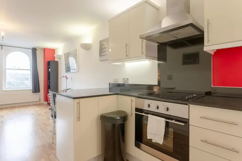 Comfortable 1 Bedroom North London Flat