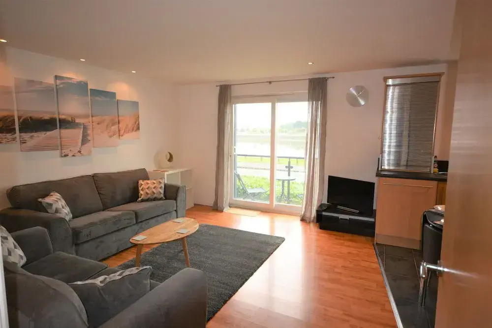Stylish Coastal Apartments