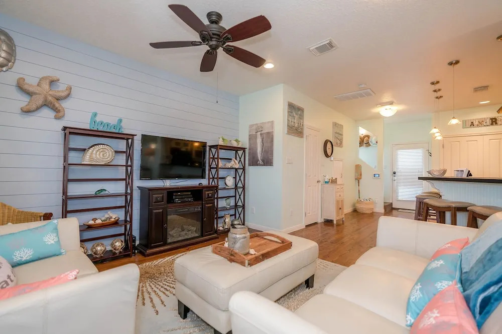 Serenity By The Sea 3 Bedroom Home