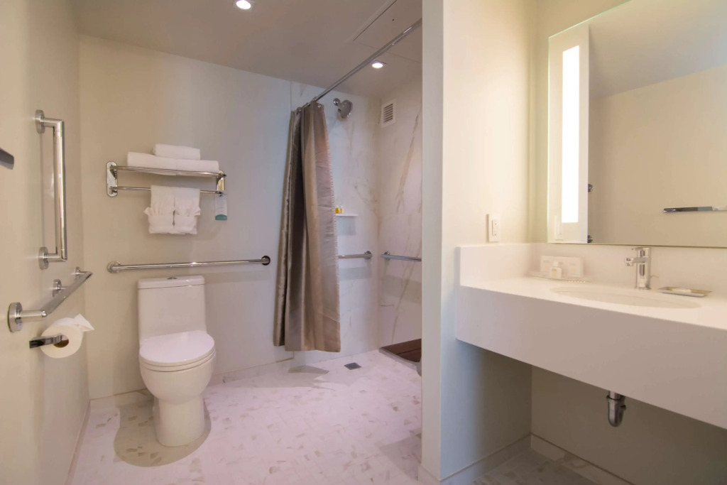The Benson Portland, Curio Collection by Hilton