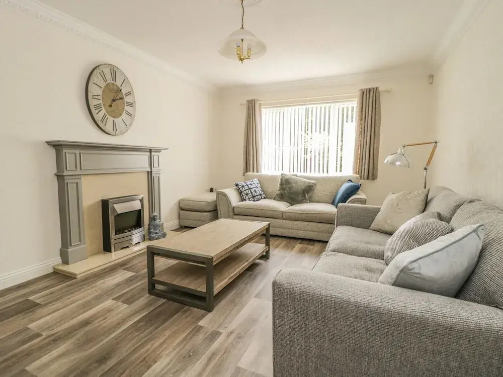 Moss Carr, Grimsby