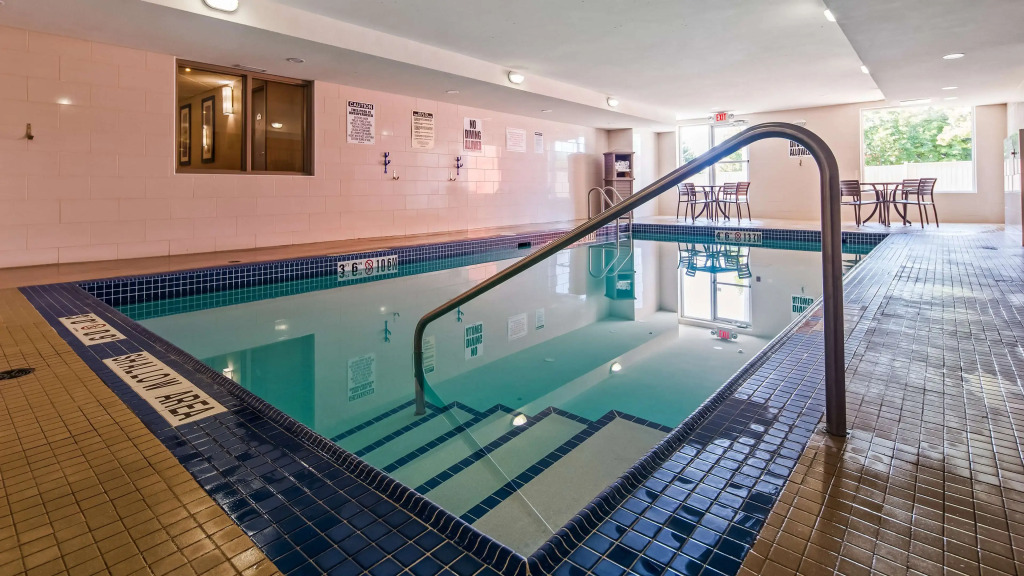 Best Western Plus Bowmanville