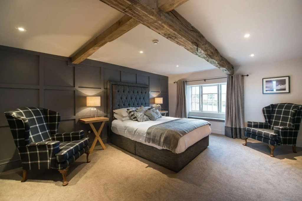 The Assheton Arms
