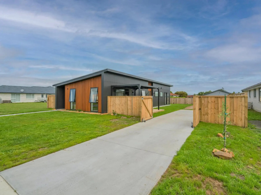 Sun and Sea Sanctuary - Whitianga Holiday Home