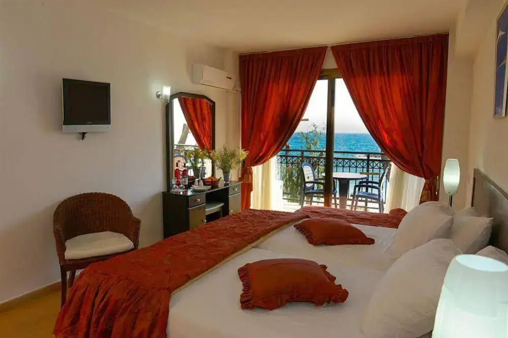 Aquarius Beach Hotel