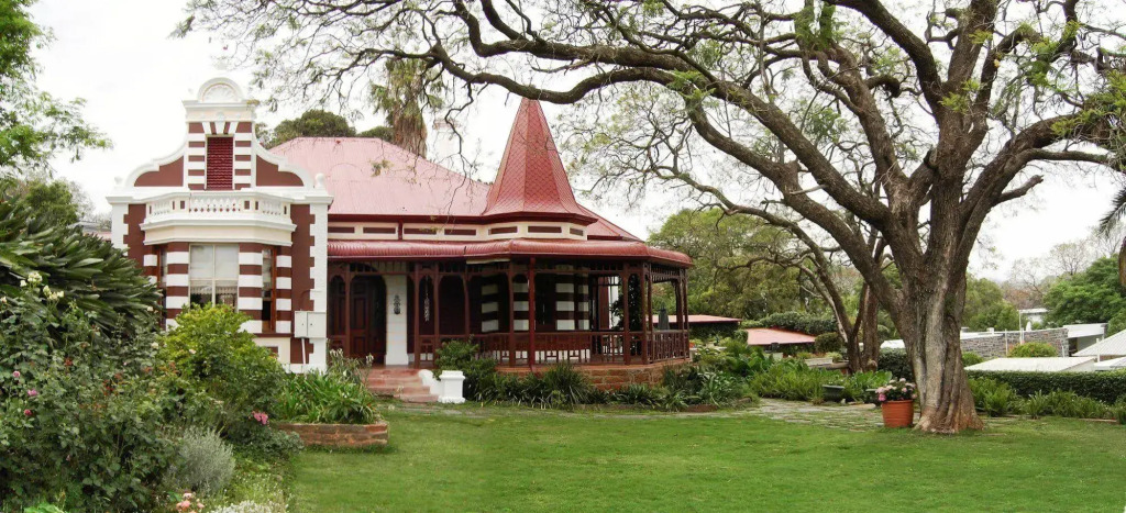 Melvin Residence Guest House