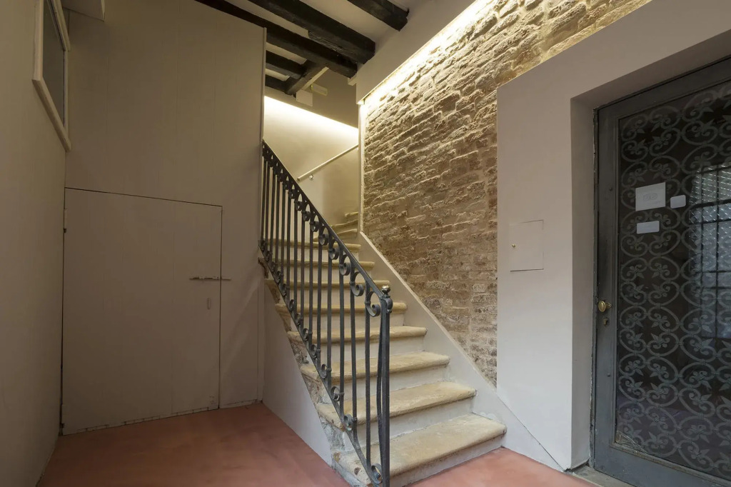 Al Portico Guest House