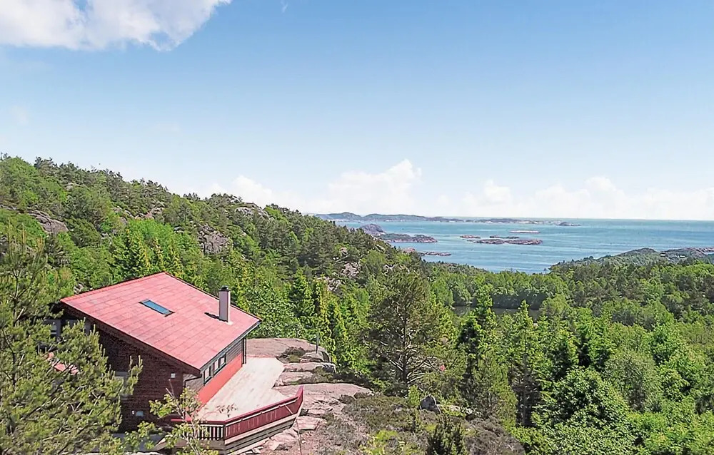 Nice Home In Lindesnes With Sauna