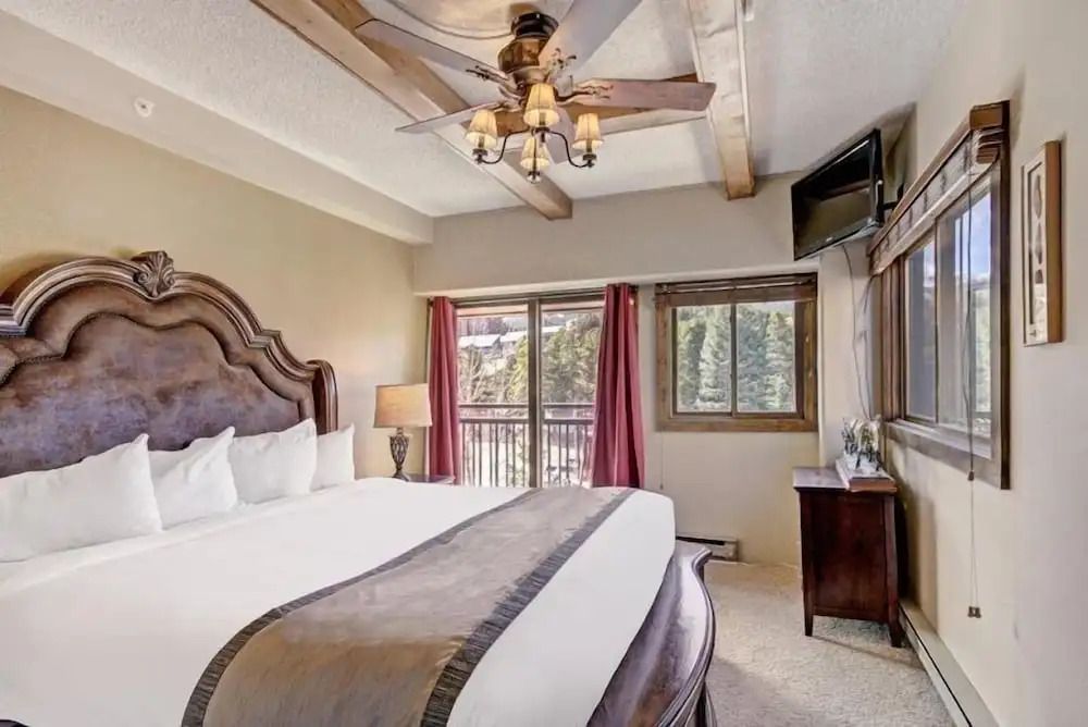 2 Bedroom Ski In, Ski Out Mountain Vacation Rental Located Next To Historic Main Street In Downtown Breckenridge