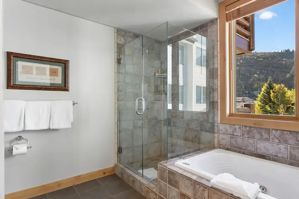 Trail's End Lodge at Deer Valley Resort - Two Bedroom Residence with Spa #201 2 Condo
