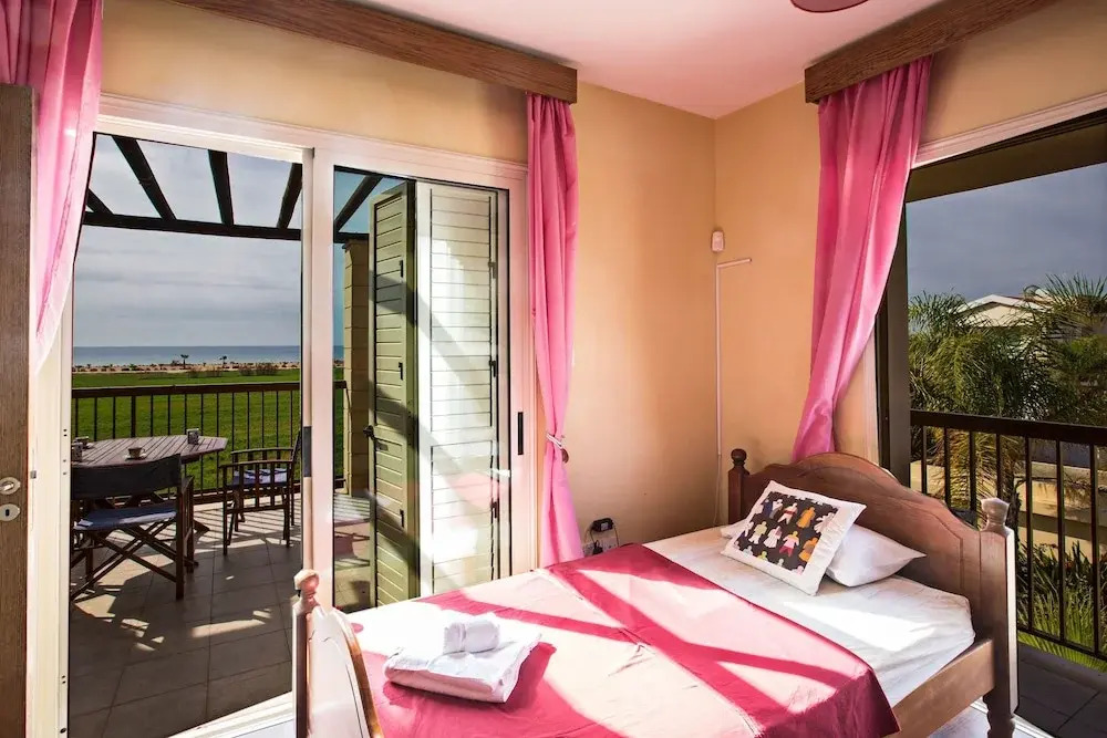 Cyprus Villa Sunny 6 Gold