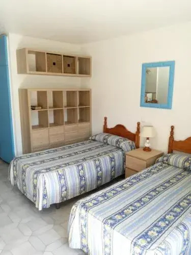 Studio Av. Gamonal, 12, 29630 Benalmadena, Malaga, Espana