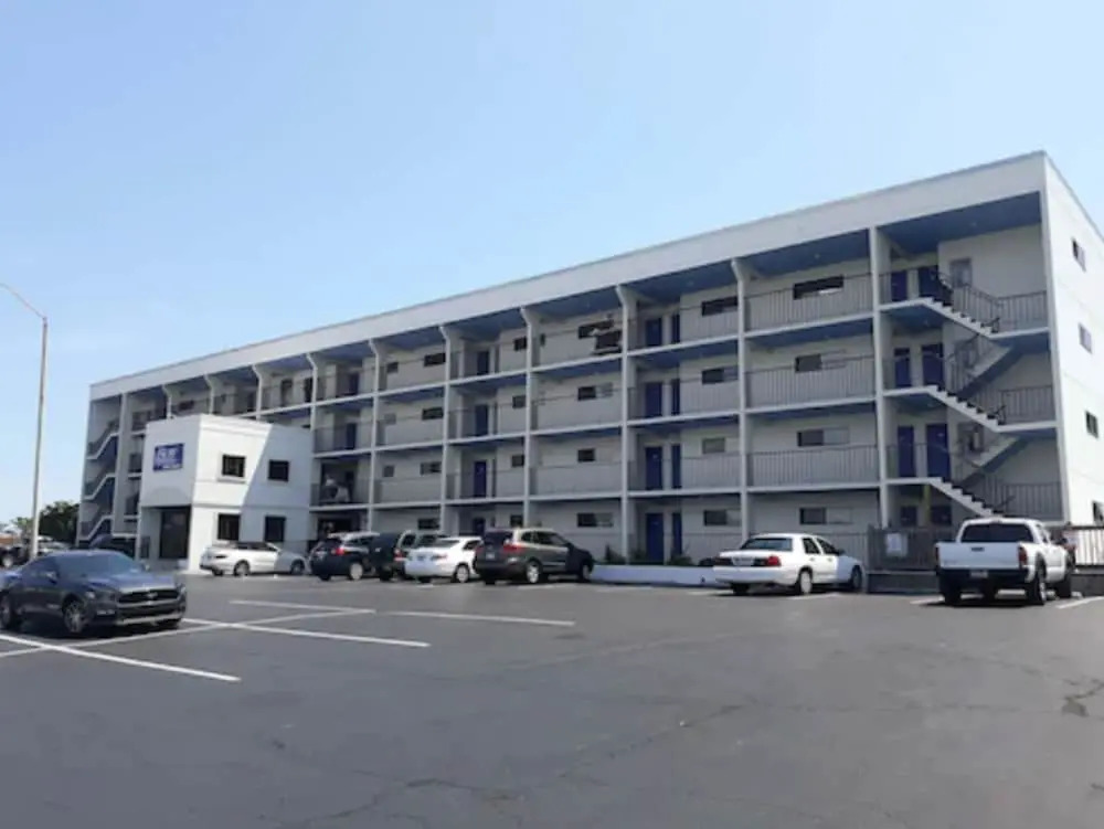 Surf Suites