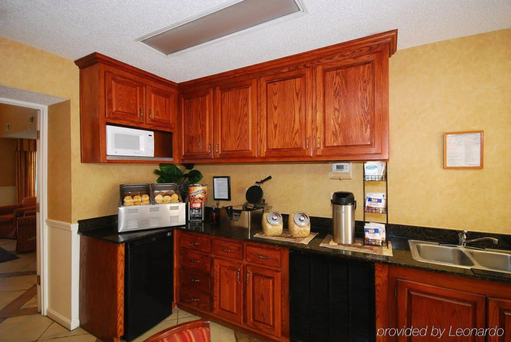 Quality Inn Albertville US 431