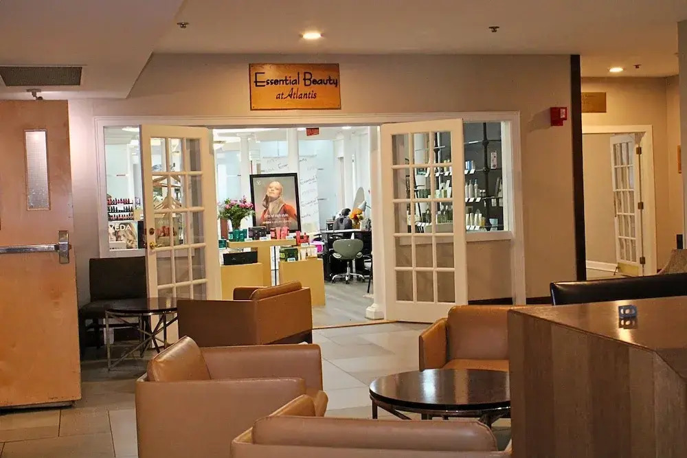 Cape Cod Irish Village - The Emerald Resort