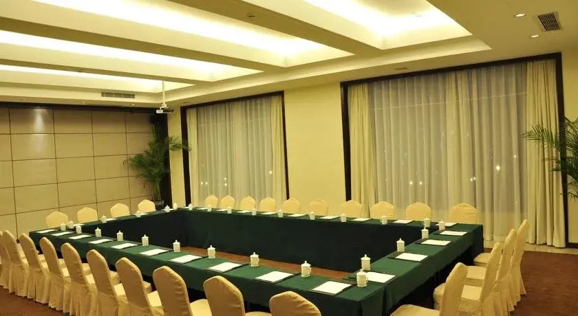 Huangshan Parrion Hotel