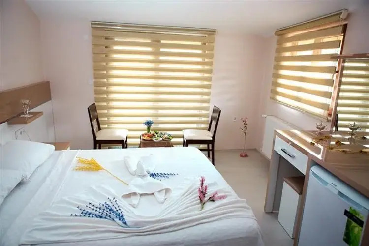 Ata Hotel Cameli