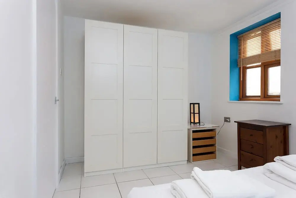 Modern 1 Bedroom Apartment in Shepherds Bush