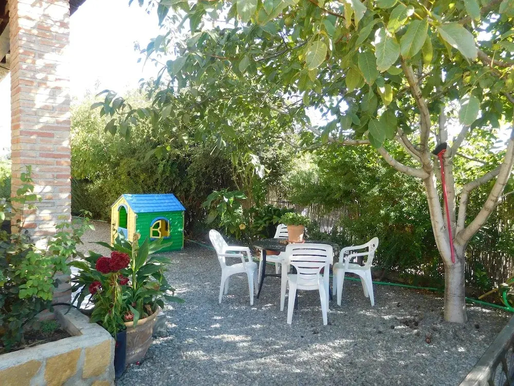 Beautiful Holidayhome With Pool Near the Sierra Nevada