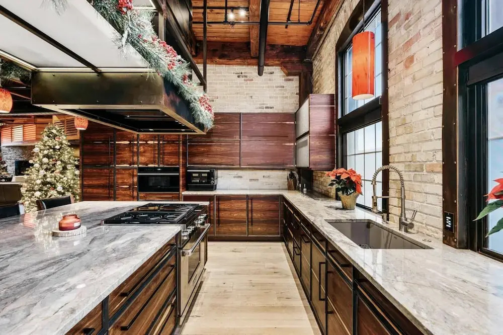 Exquisite 3BDR Penthouse in Downtown TC