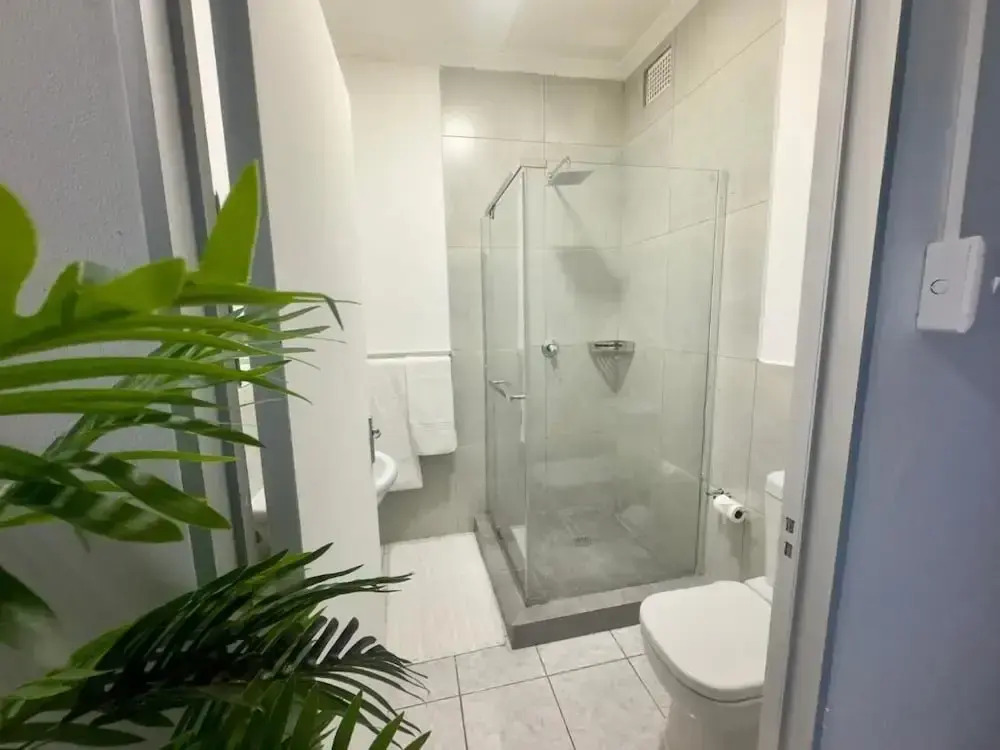 Room-busa House Self-catering Guest Hous