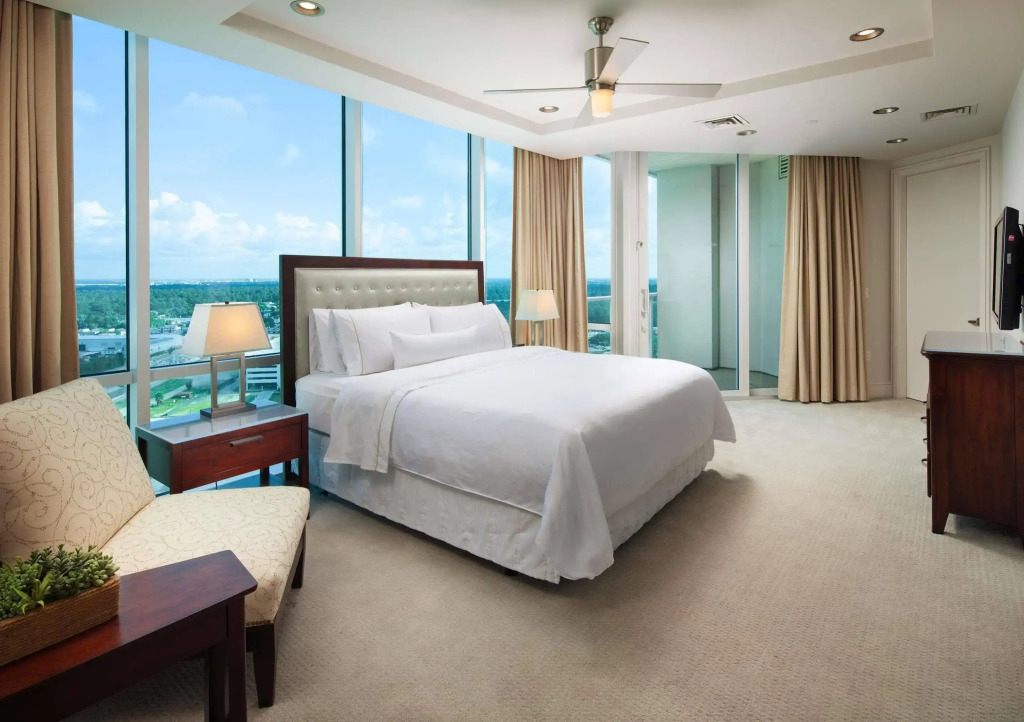 The Westin Houston, Memorial City