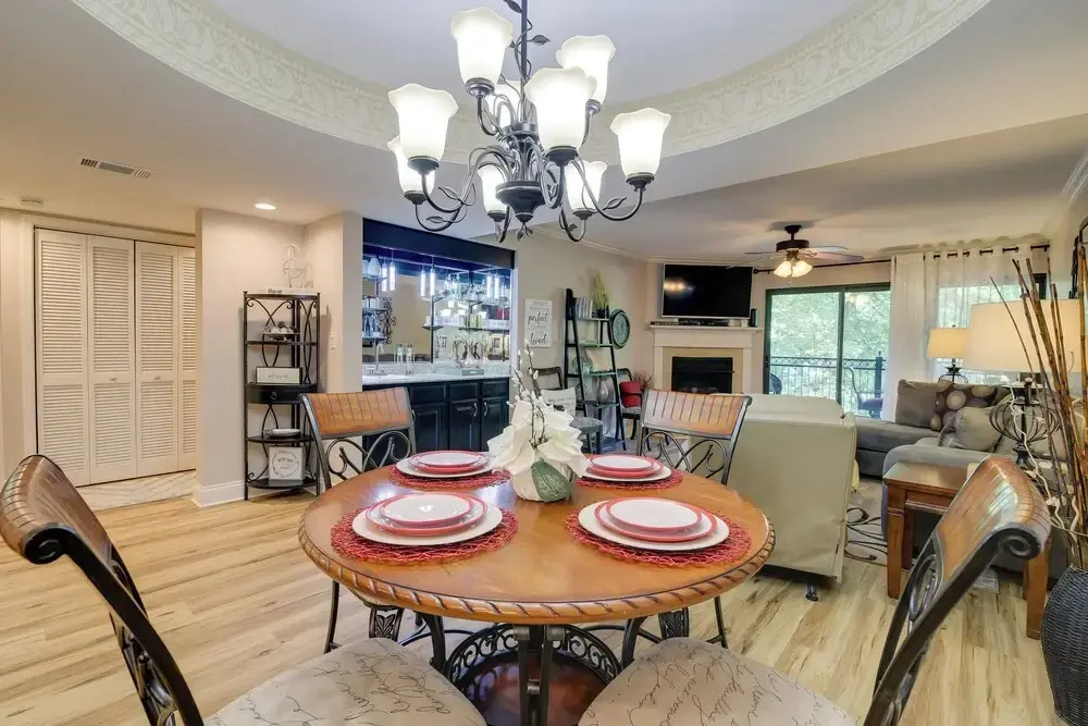 Gatlinburg Condo ~ 2 Mi to Smoky Mountains!