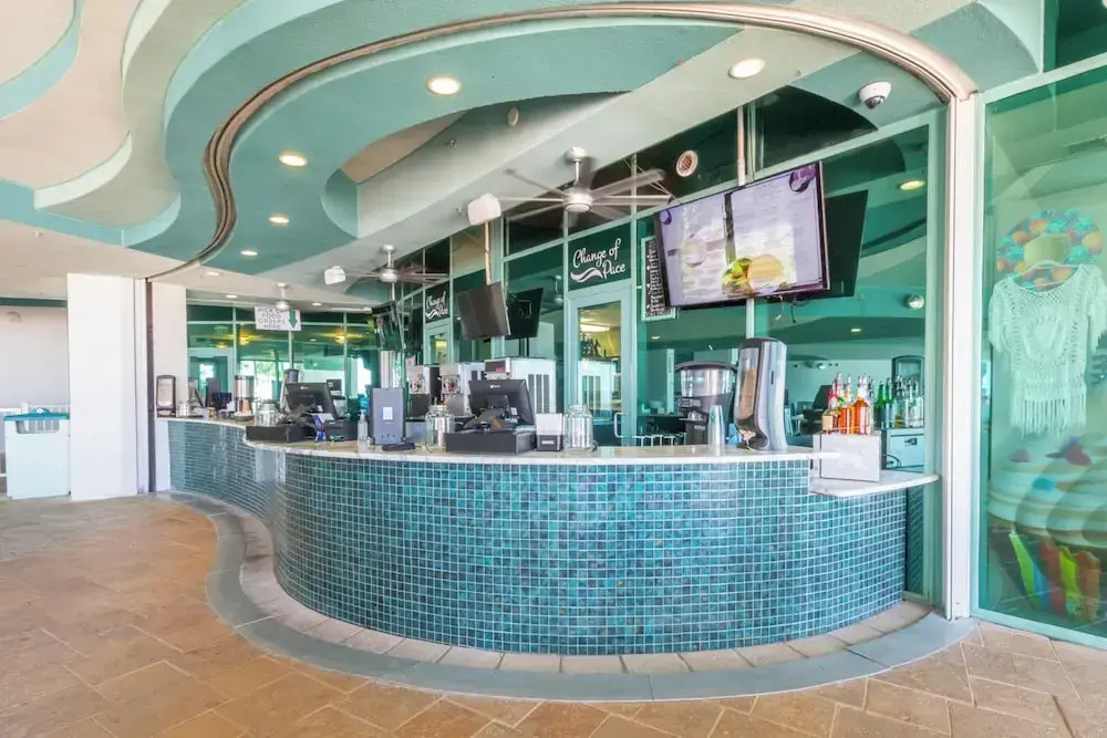 Turquoise Place C2205
