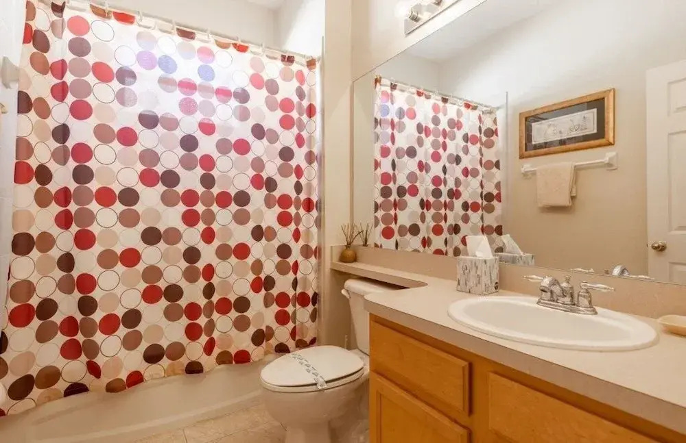 Cozy 4 Bed Pool Home With Spa 4 Bedroom Home by RedAwning