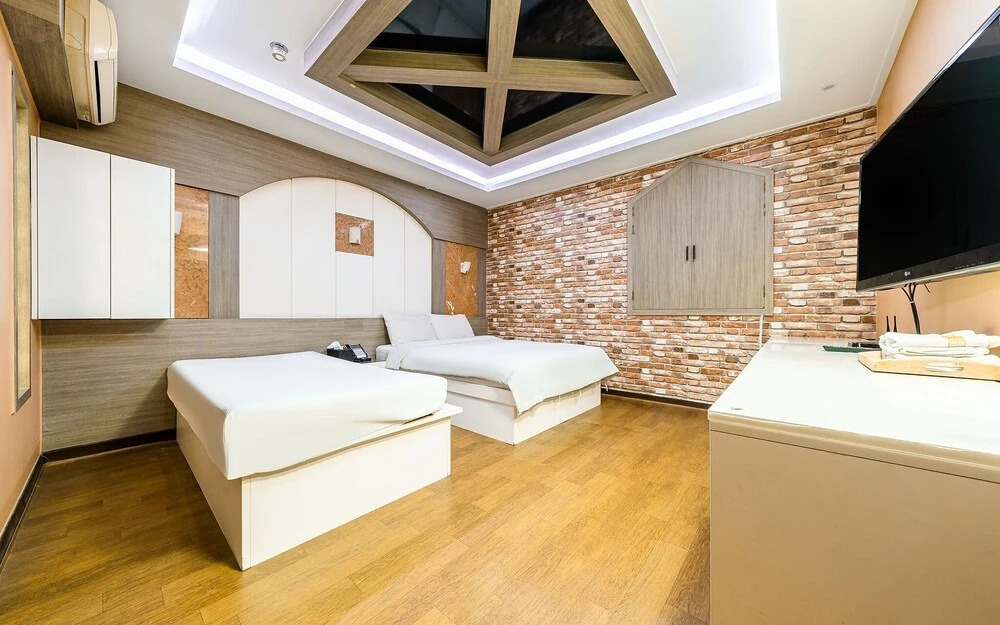 Suwon Rose Hotel