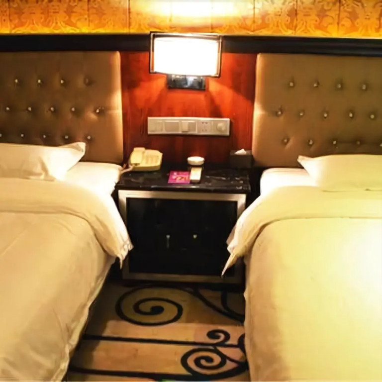 Huaya Hotel