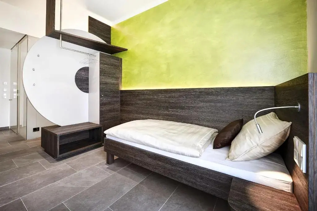eee Hotel Traun