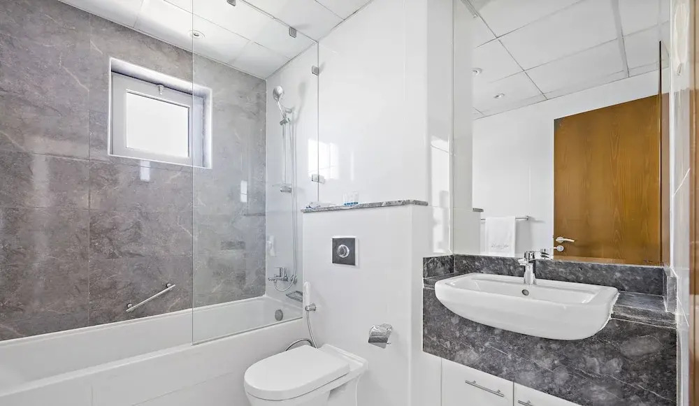 WelHome - Luxury Canal-Side Apartment in Al Habtoor City