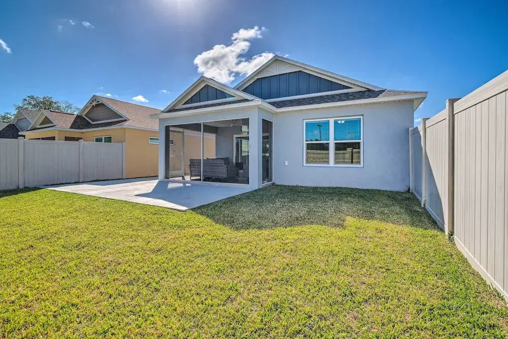 Home in The Villages: Golf Cart & Amenity Access