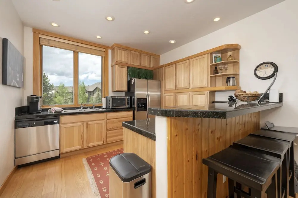 Willows Way 106 3 Bedroom Townhouse by RedAwning