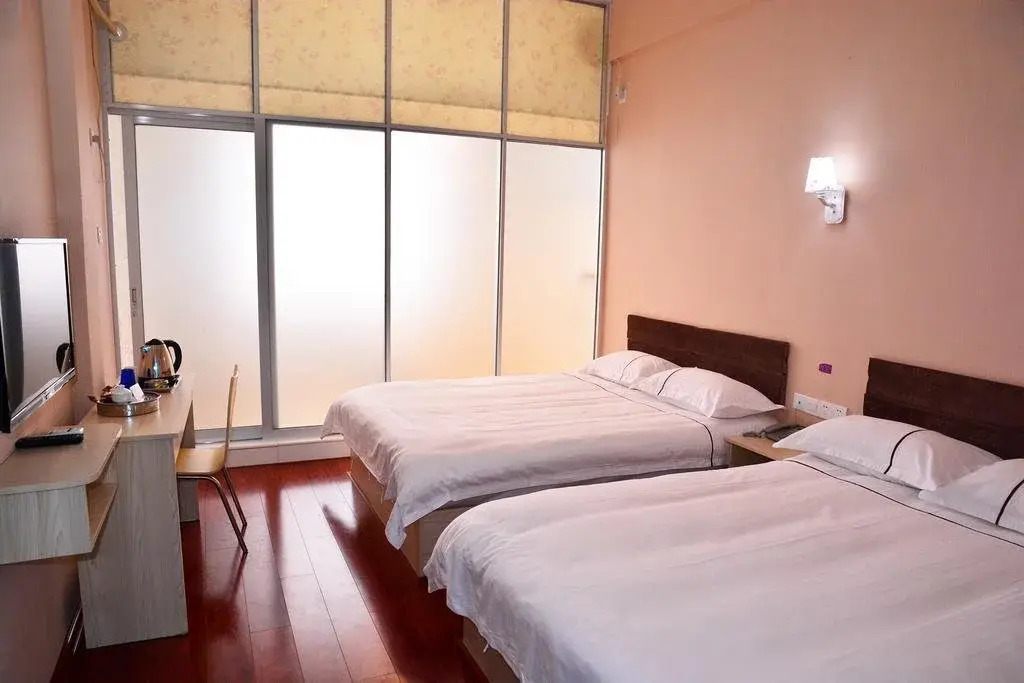 Xinhuabei Inn